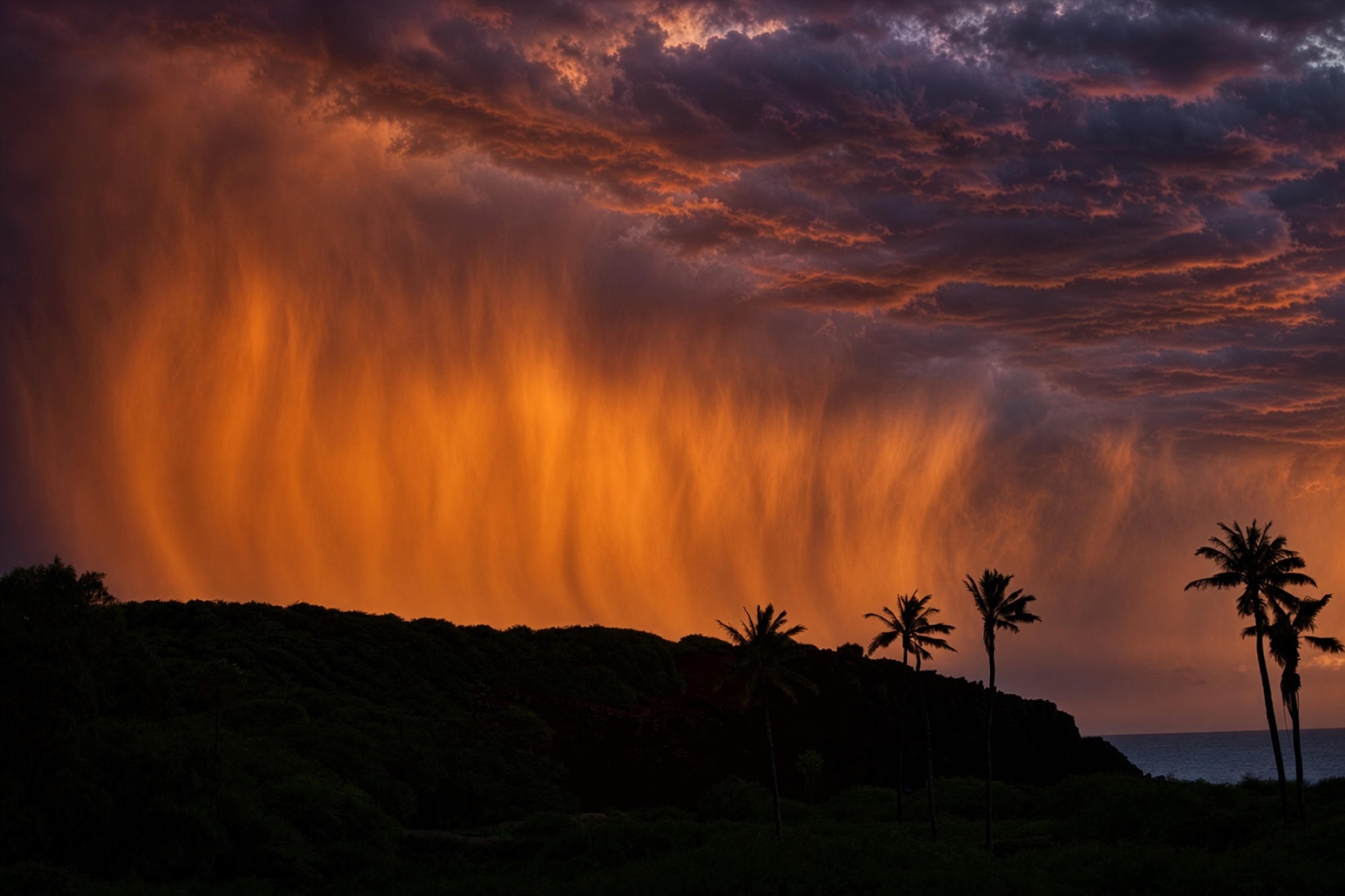 Rain over Kaiaka Rock
